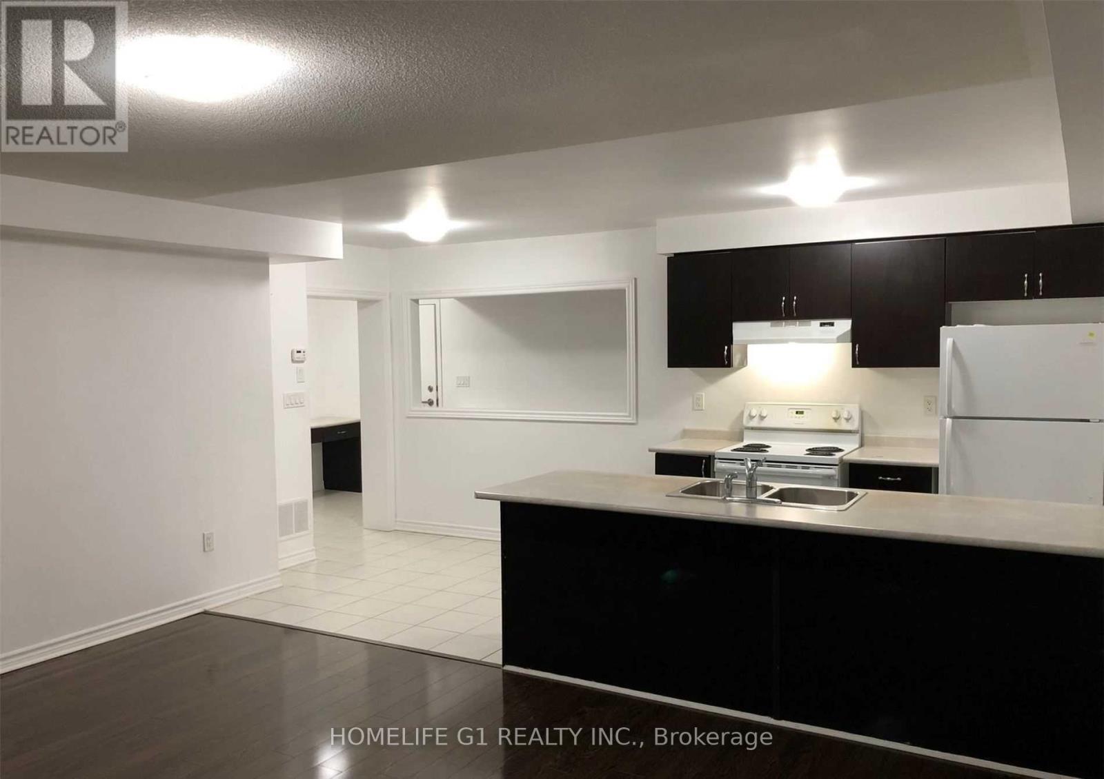 91 - 200 Veterans Drive, Brampton, ON - Indoor Photo Showing Kitchen