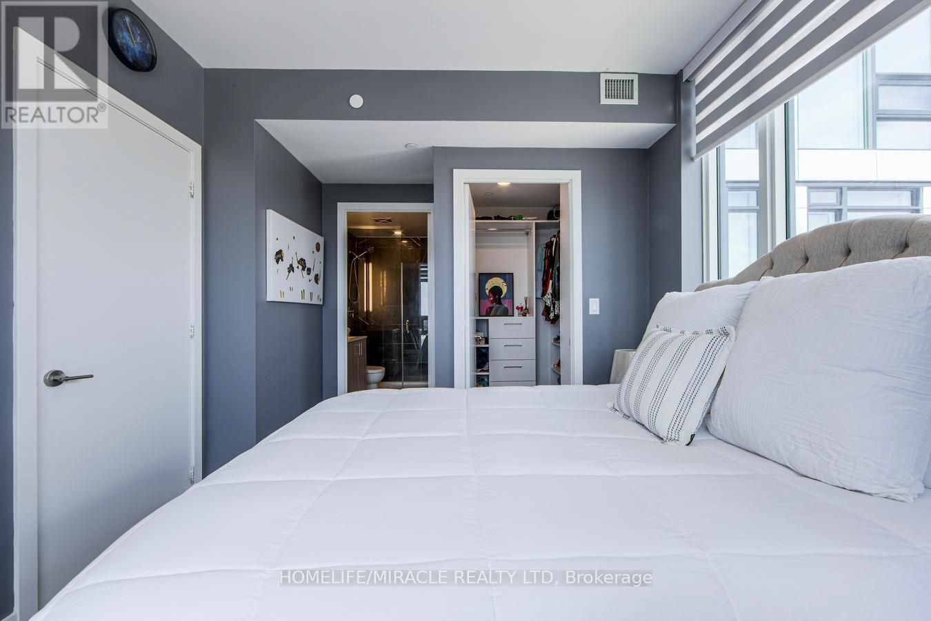 703 - 180 Veterans Drive, Brampton, ON - Indoor Photo Showing Bedroom