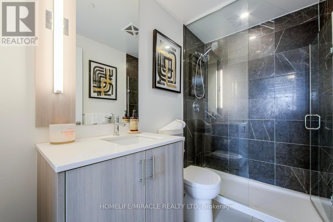 703 - 180 Veterans Drive, Brampton, ON - Indoor Photo Showing Bathroom