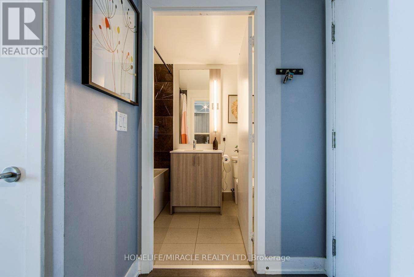 703 - 180 Veterans Drive, Brampton, ON - Indoor Photo Showing Other Room