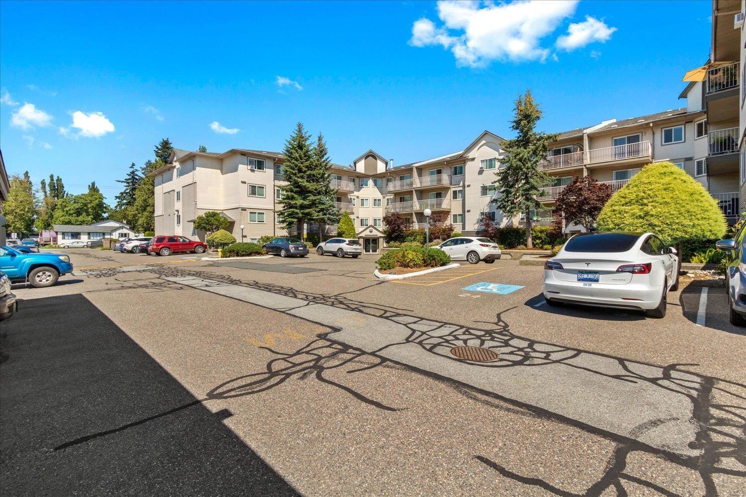 111 7694 Evans Road|Sardis West Vedder, Chilliwack, BC - Outdoor