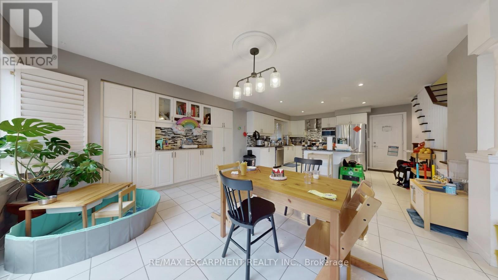 Upper - 219 Kitty Murray Lane, Hamilton, ON - Indoor