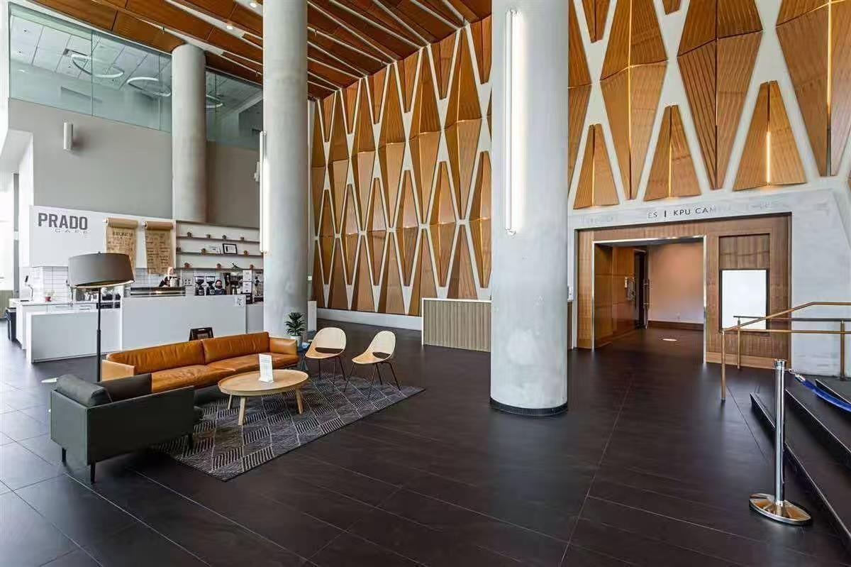 13495 Central Avenue, Surrey, BC - Indoor