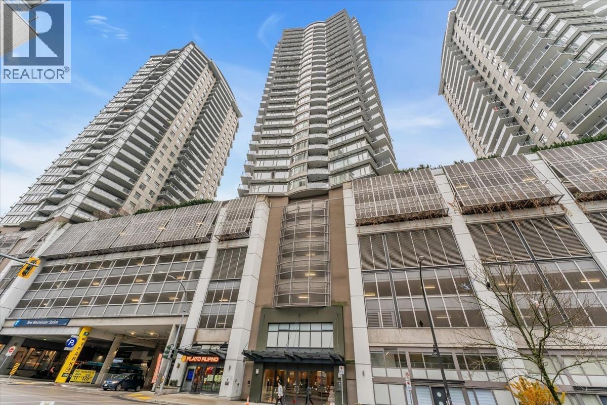 2007 892 Carnarvon Street, New Westminster, BC - Outdoor With Facade