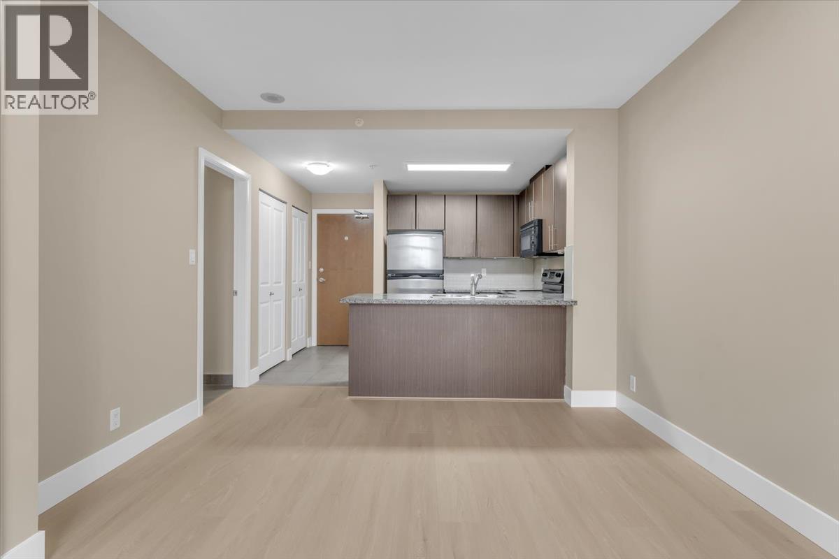 2007 892 Carnarvon Street, New Westminster, BC - Indoor Photo Showing Kitchen