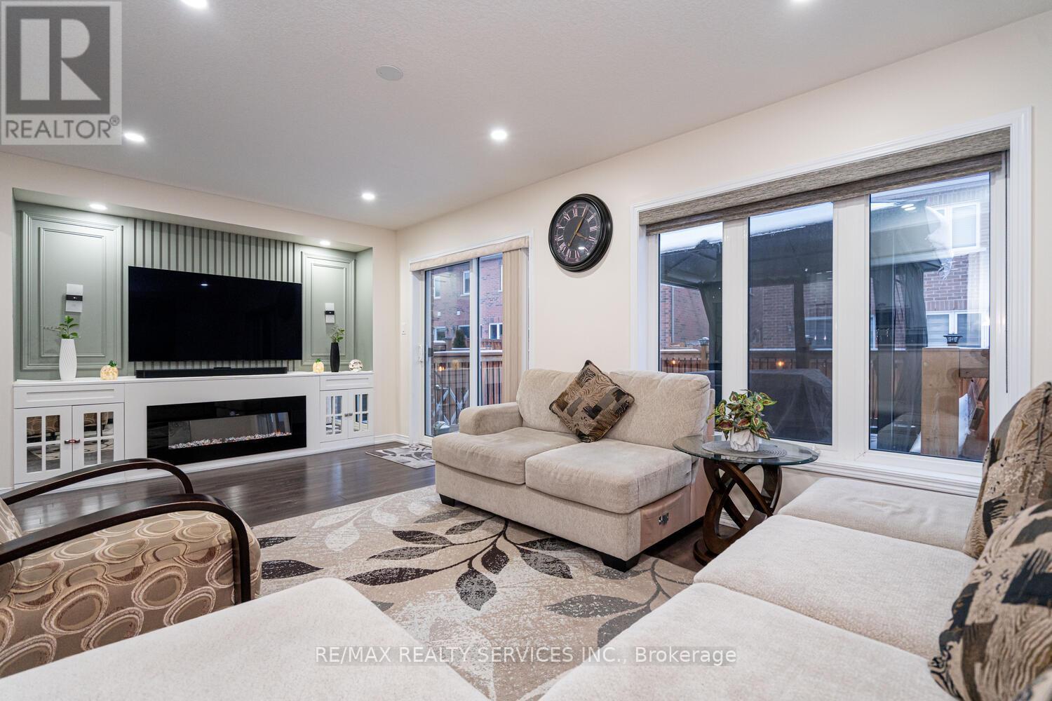 11 Hoover Road, Brampton, ON - Indoor Photo Showing Living Room With Fireplace