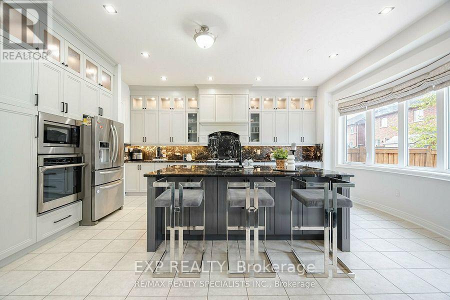 Main - 448 Dougall Avenue, Caledon, ON - Indoor