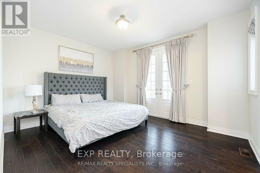 Main - 448 Dougall Avenue, Caledon, ON - Indoor Photo Showing Bedroom