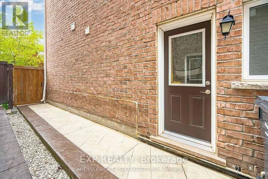 Main - 448 Dougall Avenue, Caledon, ON - Outdoor With Exterior