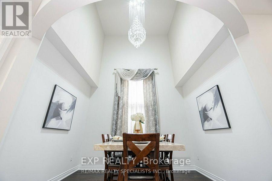 Main - 448 Dougall Avenue, Caledon, ON - Indoor