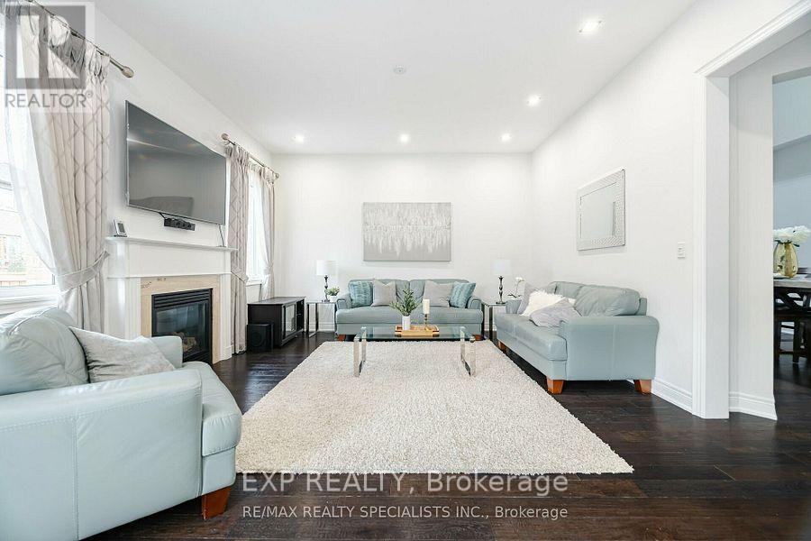 Main - 448 Dougall Avenue, Caledon, ON - Indoor Photo Showing Living Room With Fireplace