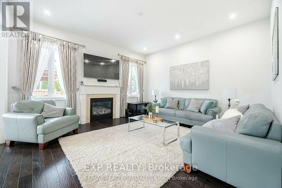Main - 448 Dougall Avenue, Caledon, ON - Indoor Photo Showing Living Room With Fireplace