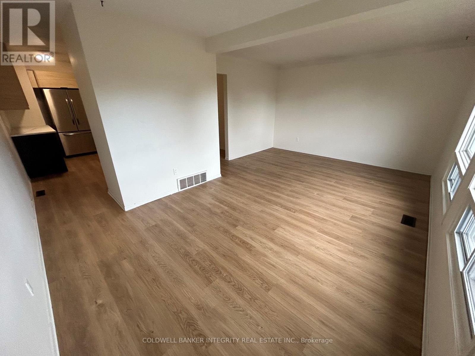 3 - 108 Scott Street, St. Catharines, ON - Indoor Photo Showing Other Room