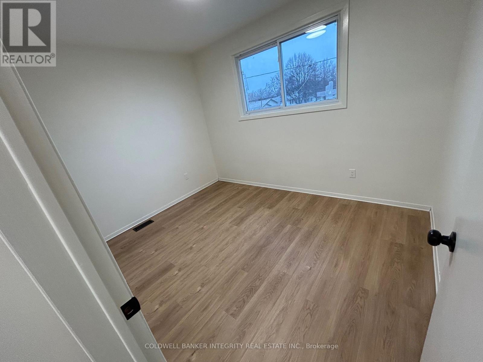 3 - 108 Scott Street, St. Catharines, ON - Indoor Photo Showing Other Room