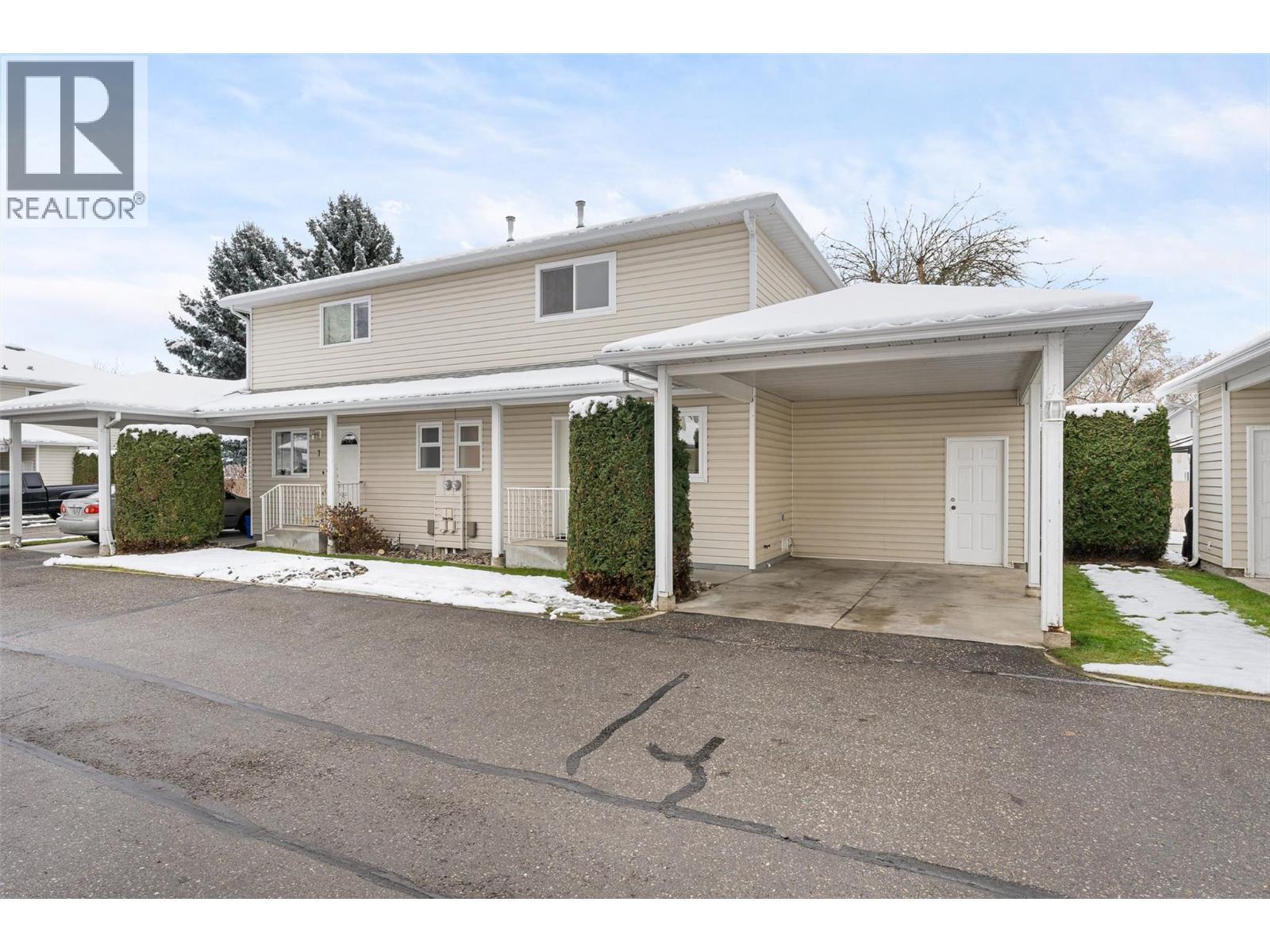 600 10 Street Sw Unit# 5, Salmon Arm, BC - Outdoor With Deck Patio Veranda