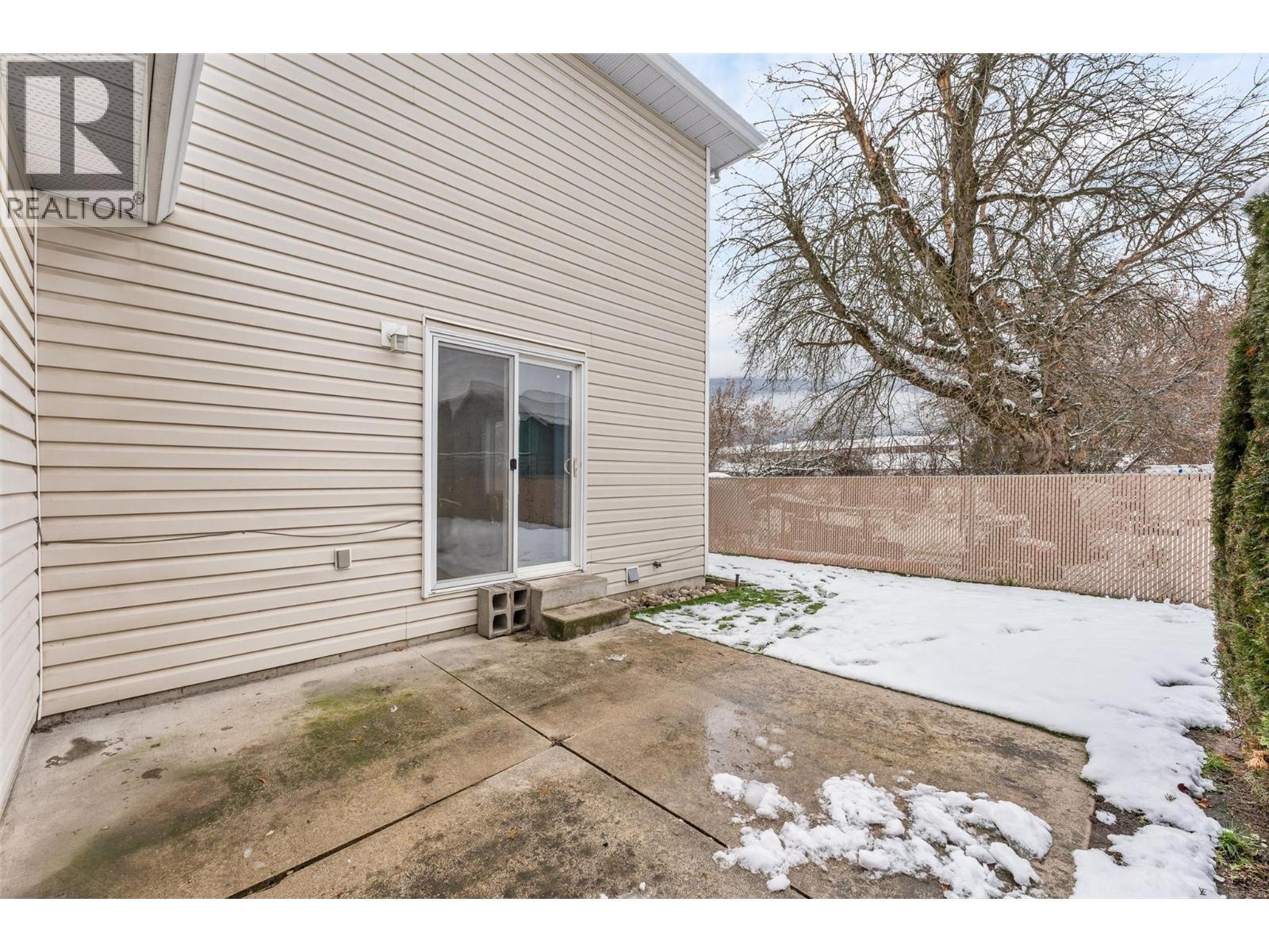 600 10 Street Sw Unit# 5, Salmon Arm, BC - Outdoor