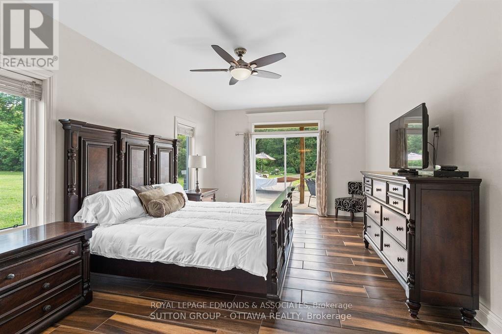 1448 Woito Station Road, Laurentian Valley, ON