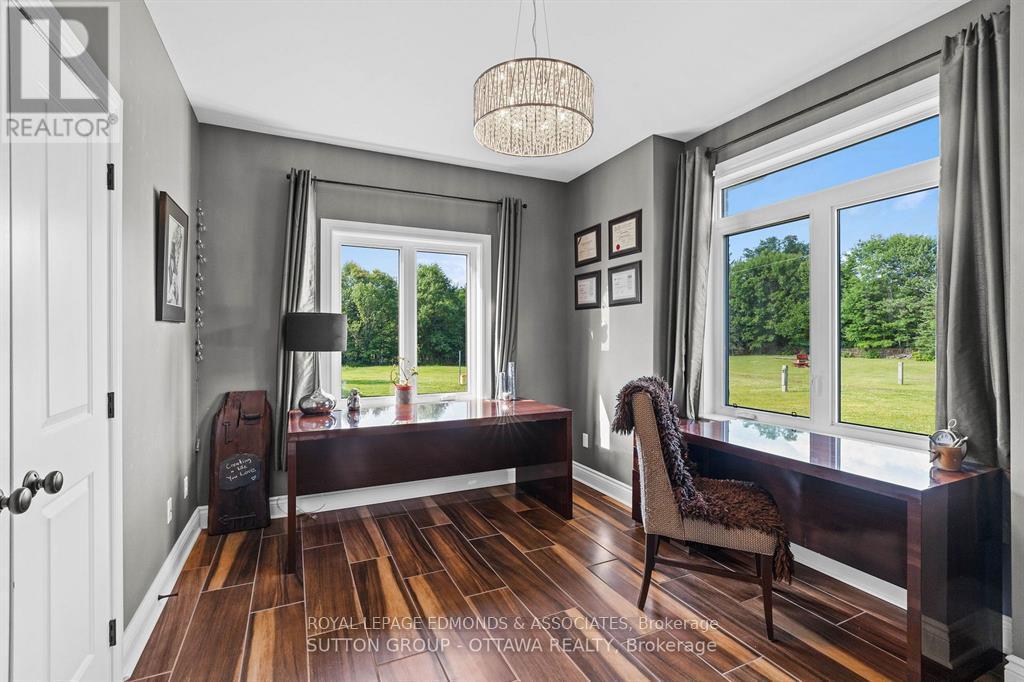 1448 Woito Station Road, Laurentian Valley, ON