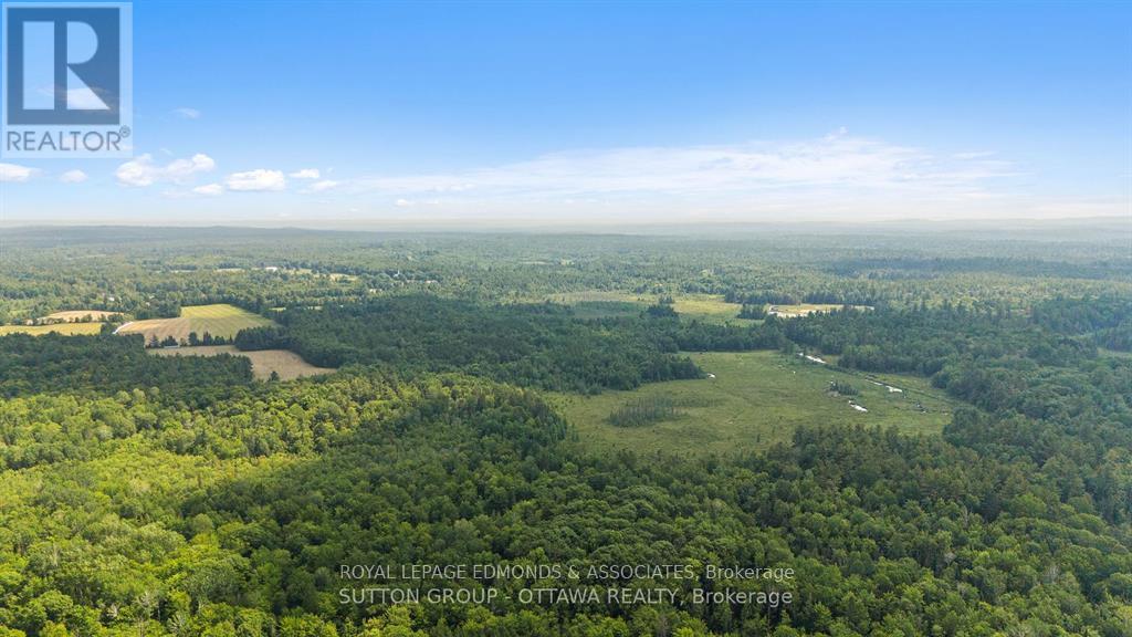 1448 Woito Station Road, Laurentian Valley, ON