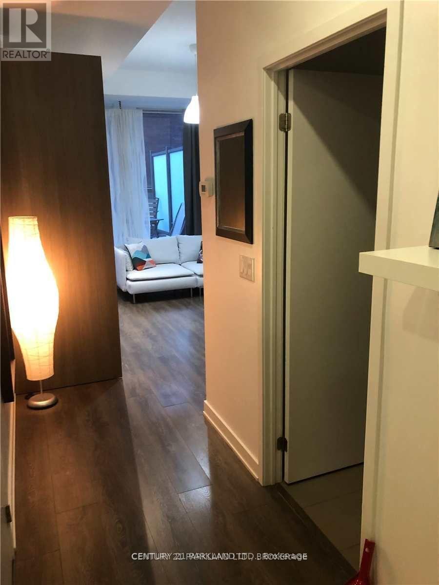 428 - 55 Regent Park Boulevard, Toronto, ON - Indoor Photo Showing Other Room