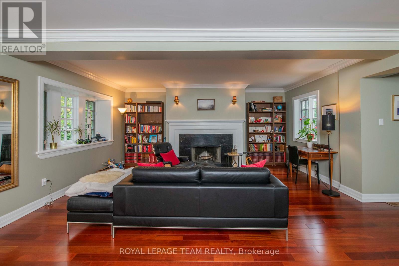 60 Goulburn Avenue, Ottawa, ON - Indoor Photo Showing Living Room With Fireplace