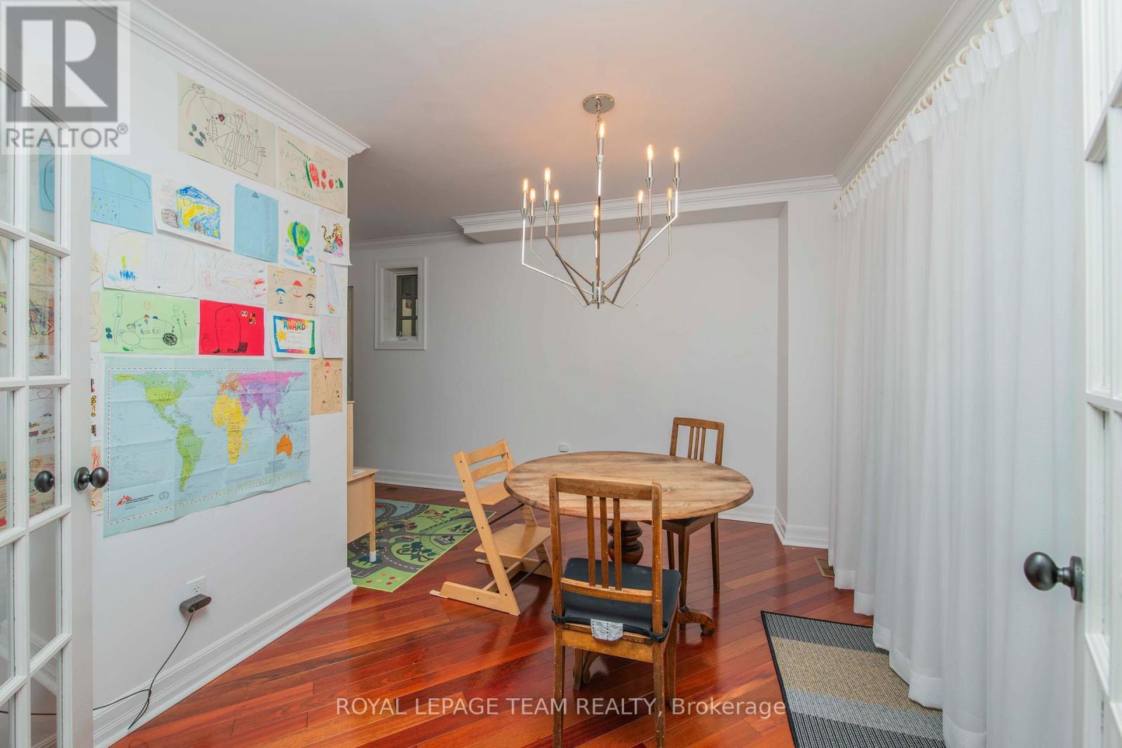 60 Goulburn Avenue, Ottawa, ON - Indoor