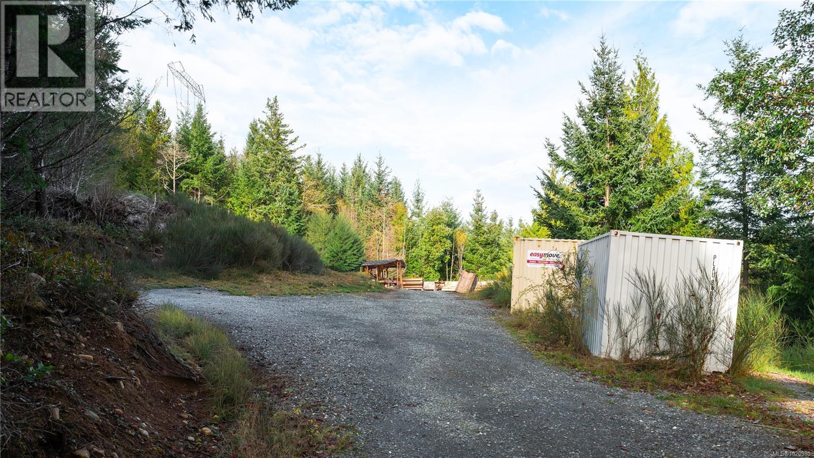 1550 Olympic Dr, Shawnigan Lake, BC - Outdoor