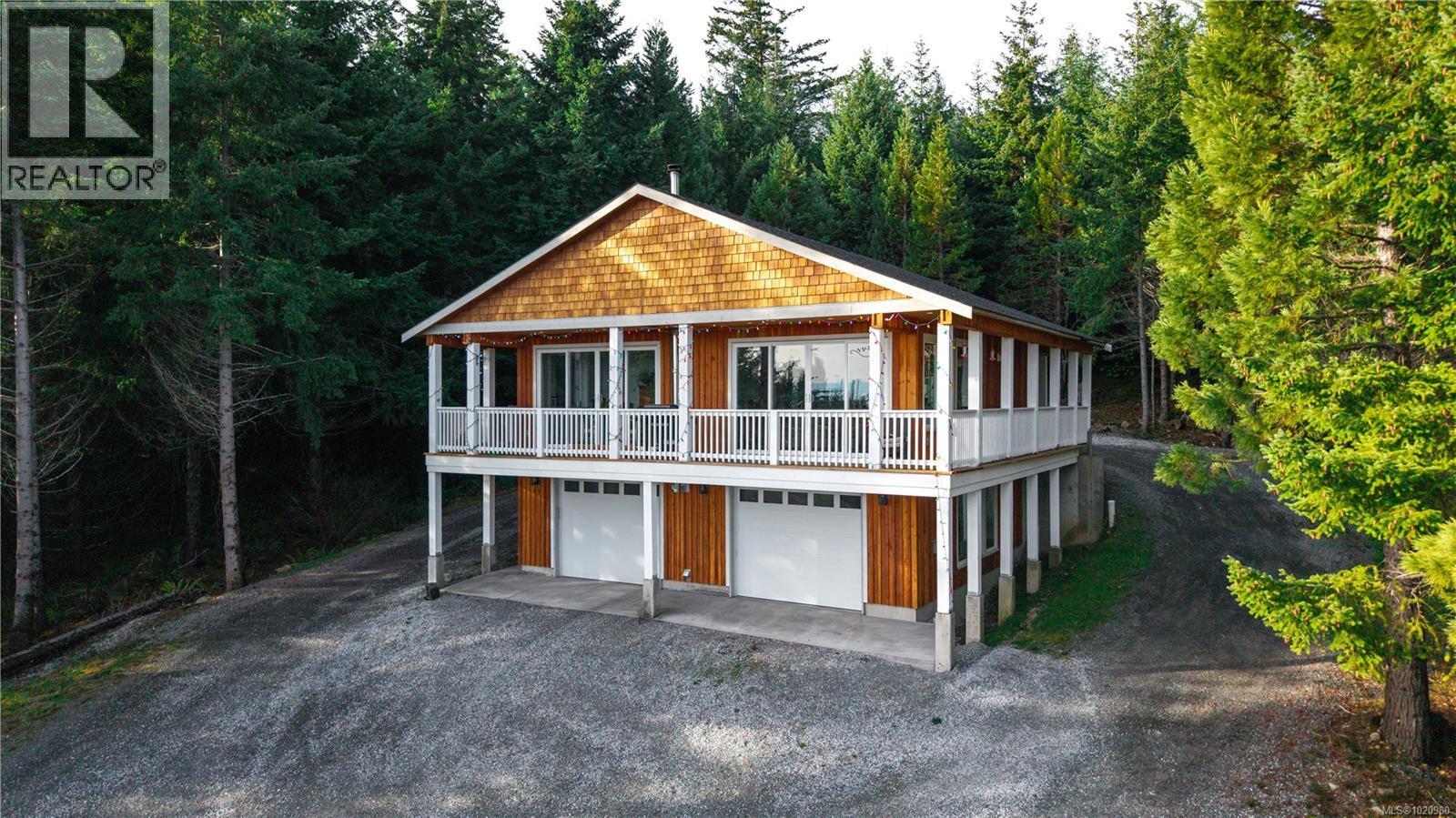 1550 Olympic Dr, Shawnigan Lake, BC - Outdoor