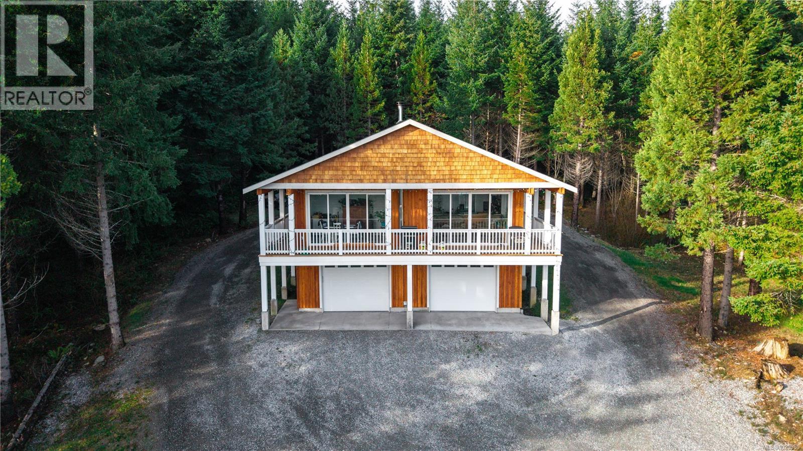 1550 Olympic Dr, Shawnigan Lake, BC - Outdoor