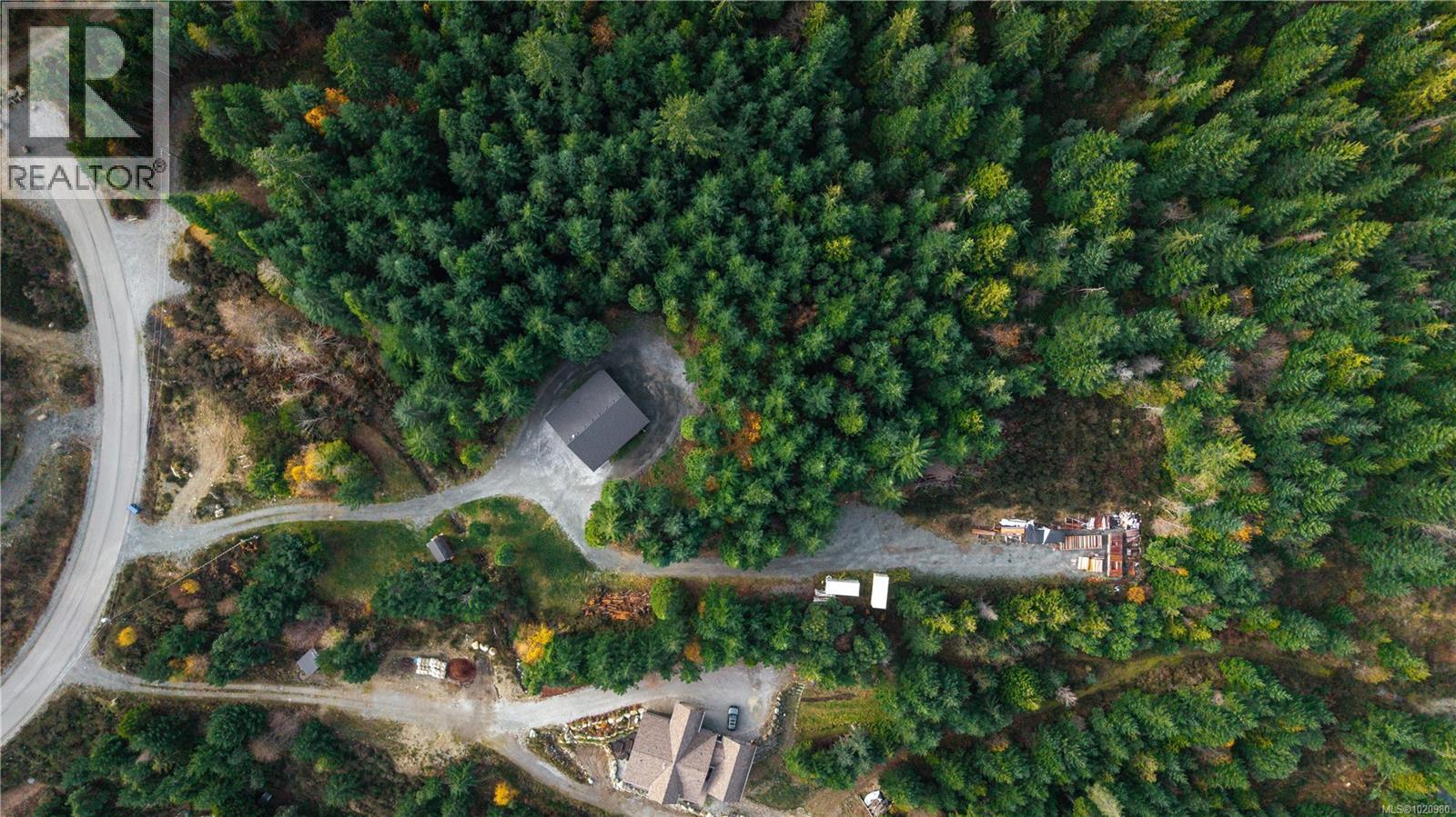 1550 Olympic Dr, Shawnigan Lake, BC - Outdoor