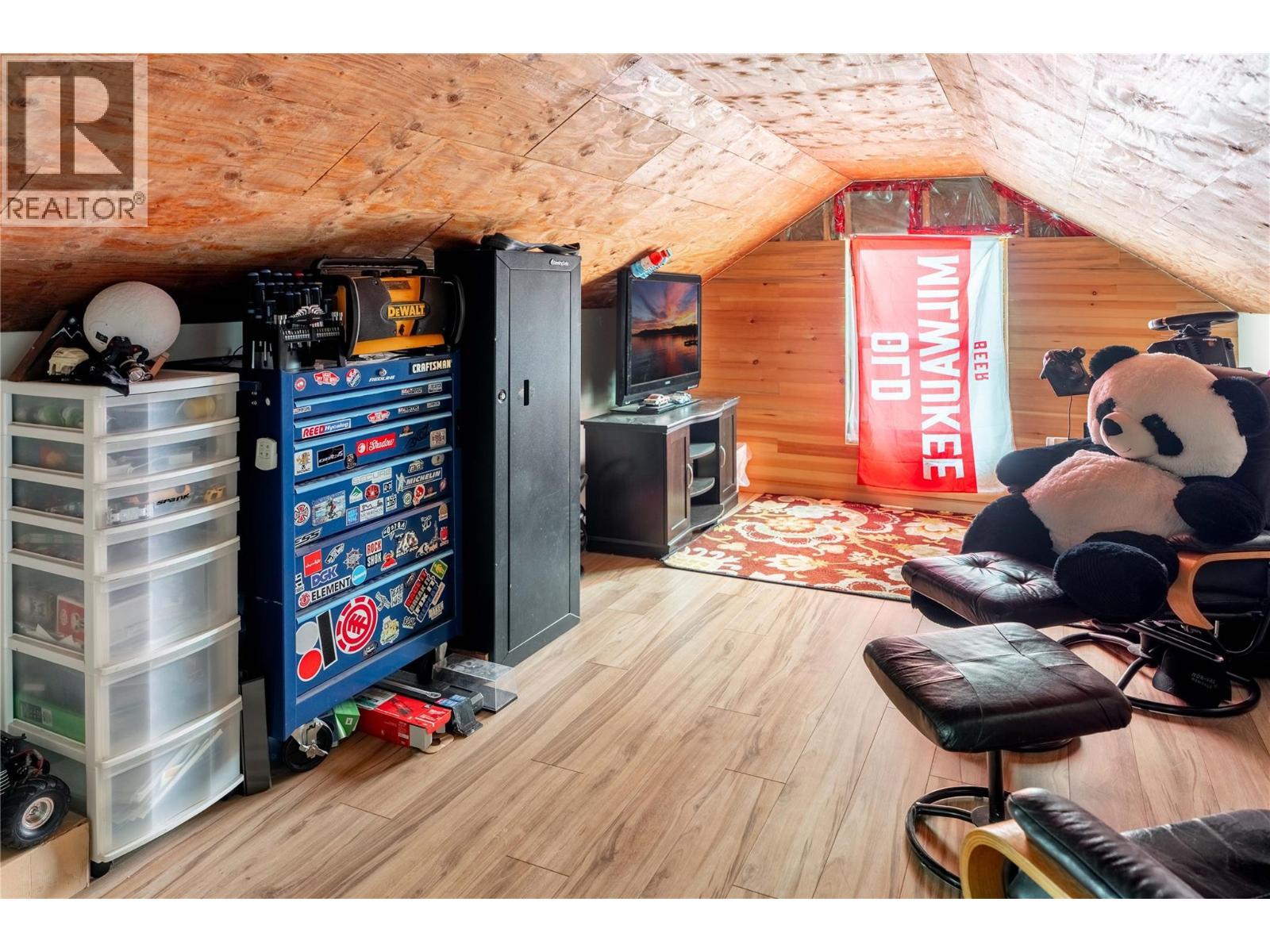 170 Mugford Road, Kelowna, BC