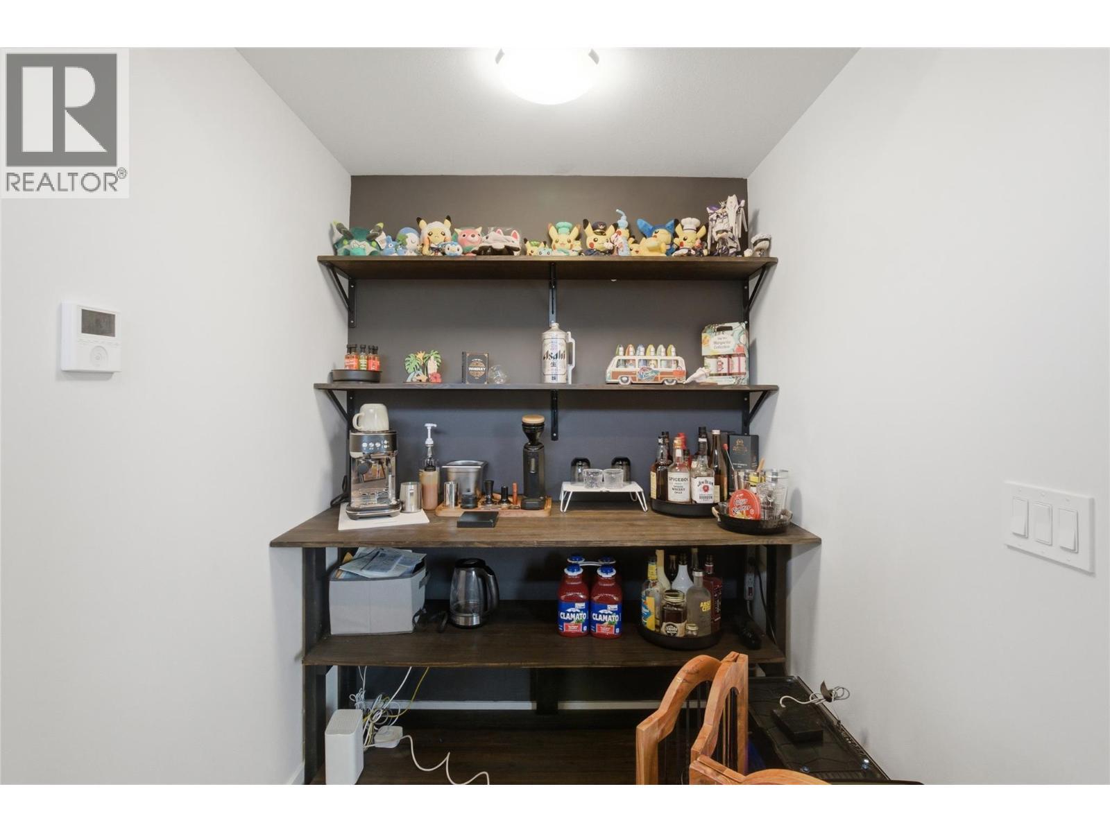 2925 Westsyde Road Unit# 101, Kamloops, BC - Indoor