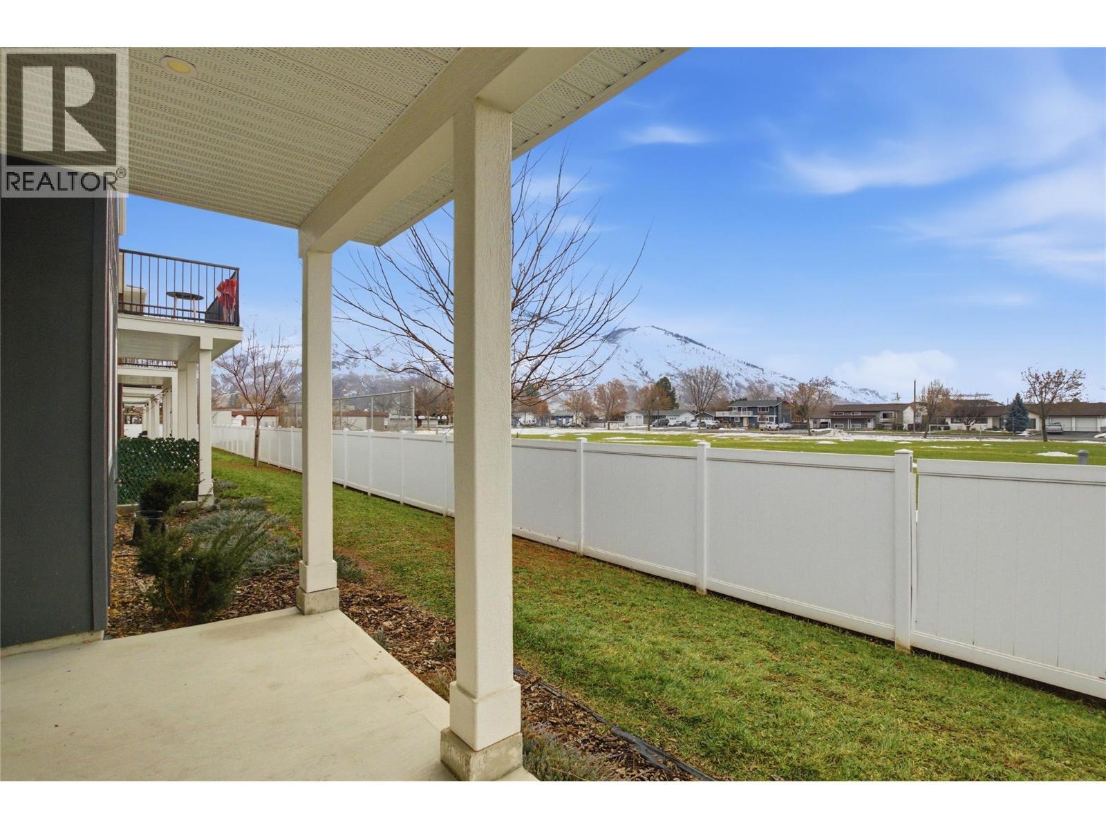 2925 Westsyde Road Unit# 101, Kamloops, BC - Outdoor