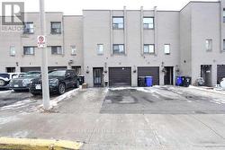 7-13 - 13 LOTHERTON PATHWAY Toronto, ON M6B 2G6