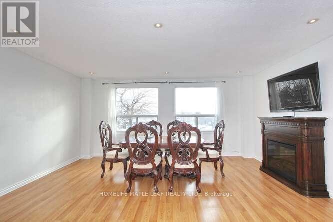 7-13 - 13 Lotherton Pathway, Toronto, ON - Indoor Photo Showing Dining Room