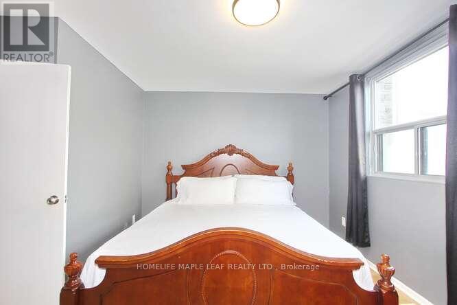 7-13 - 13 Lotherton Pathway, Toronto, ON - Indoor Photo Showing Bedroom