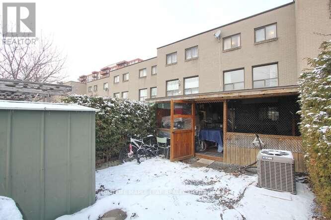 7-13 - 13 Lotherton Pathway, Toronto, ON - Outdoor With Exterior