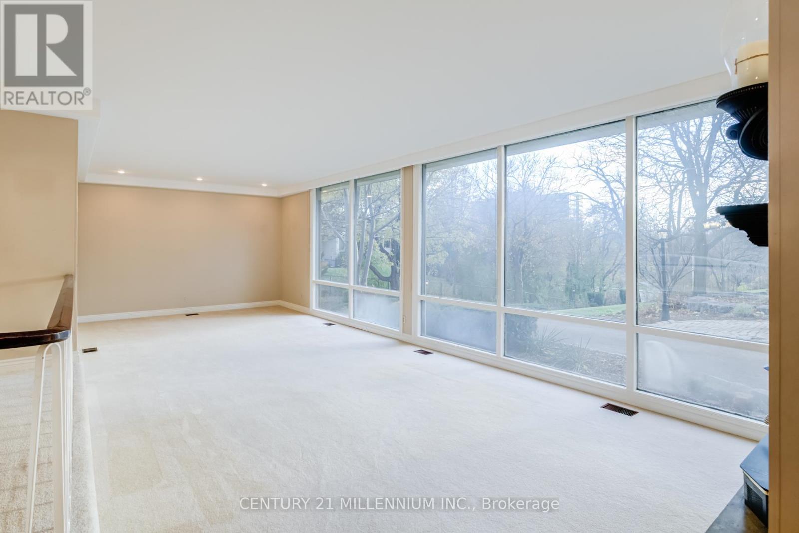 200 Main Street S, Brampton, ON - Indoor Photo Showing Other Room