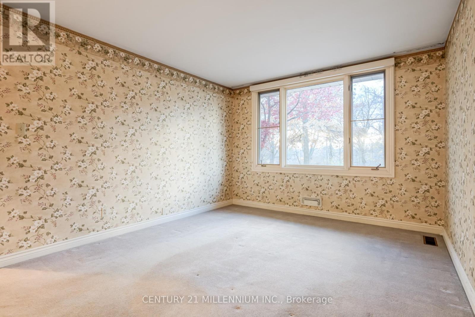 200 Main Street S, Brampton, ON - Indoor Photo Showing Other Room