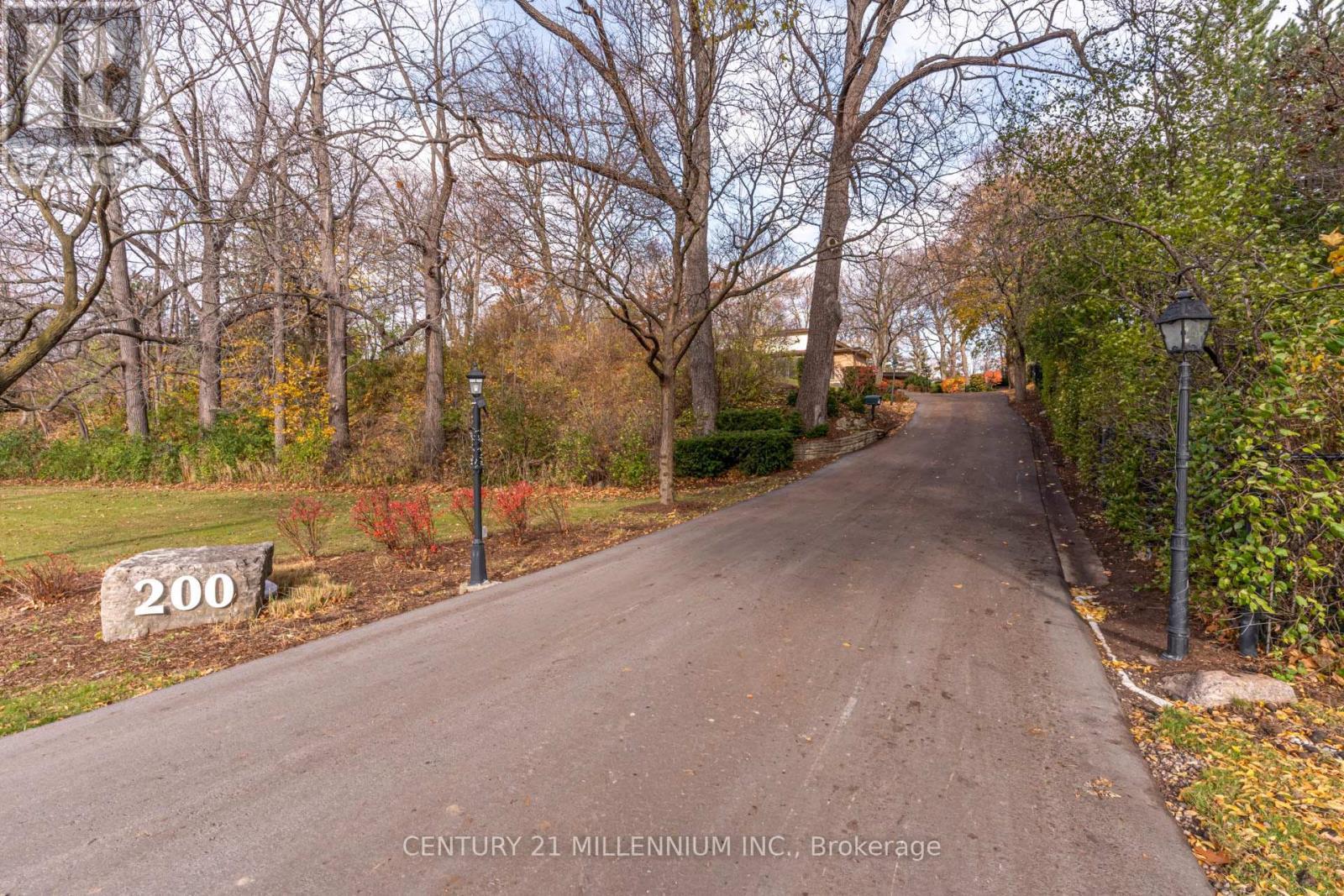 200 Main Street S, Brampton, ON - Outdoor With View