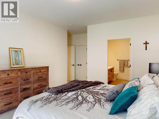 4048 Saturna Ave, Powell River, BC - Indoor Photo Showing Bedroom