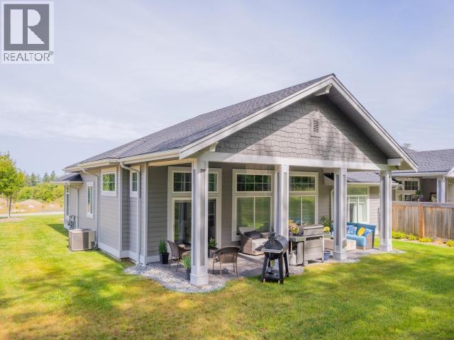 4048 Saturna Ave, Powell River, BC - Outdoor With Deck Patio Veranda