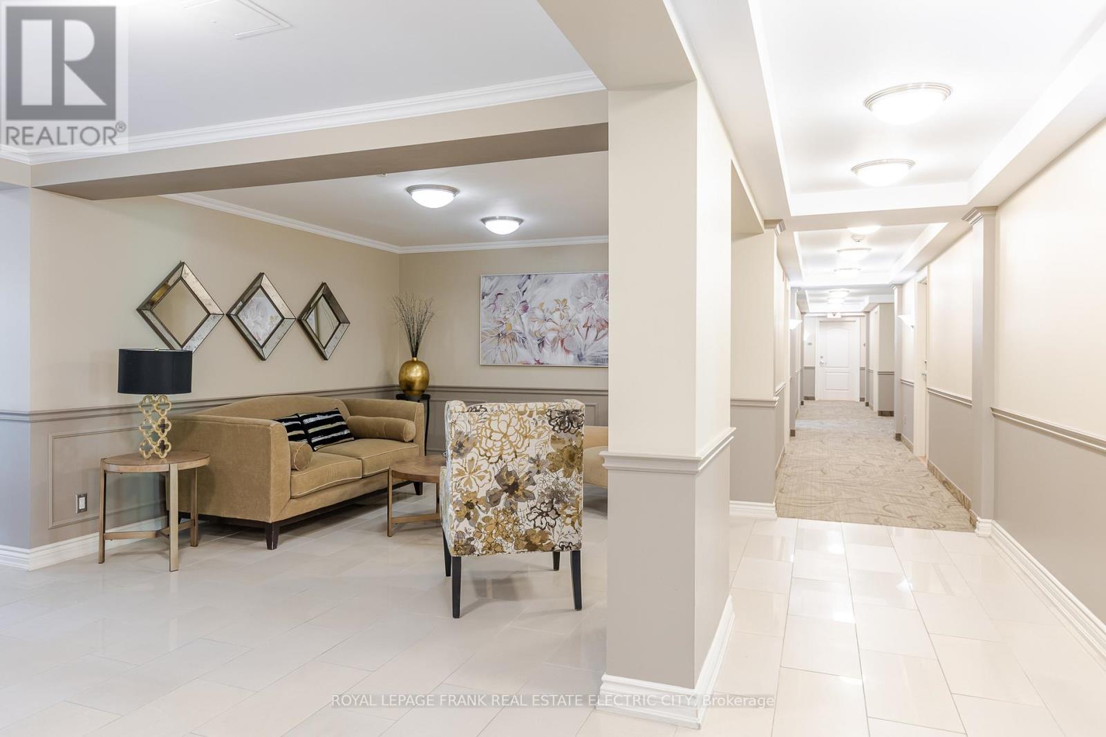 105 - 869 Clonsilla Avenue, Peterborough (Otonabee Ward 1), ON - Indoor Photo Showing Other Room