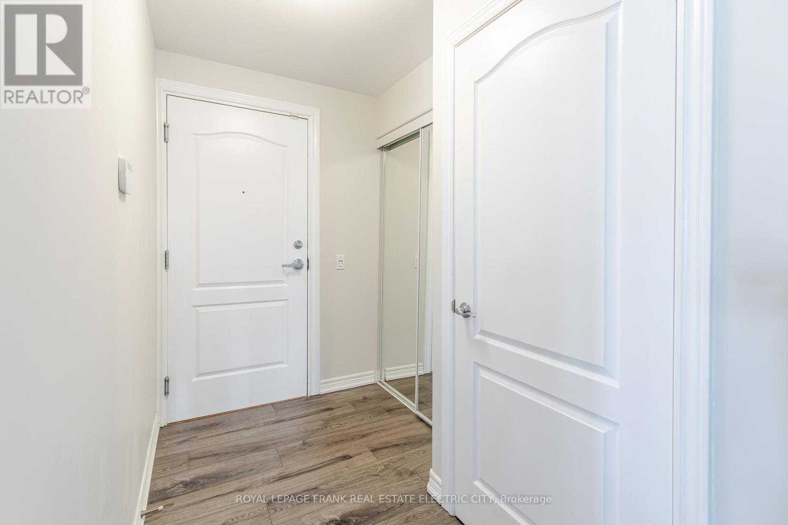 105 - 869 Clonsilla Avenue, Peterborough (Otonabee Ward 1), ON - Indoor Photo Showing Other Room