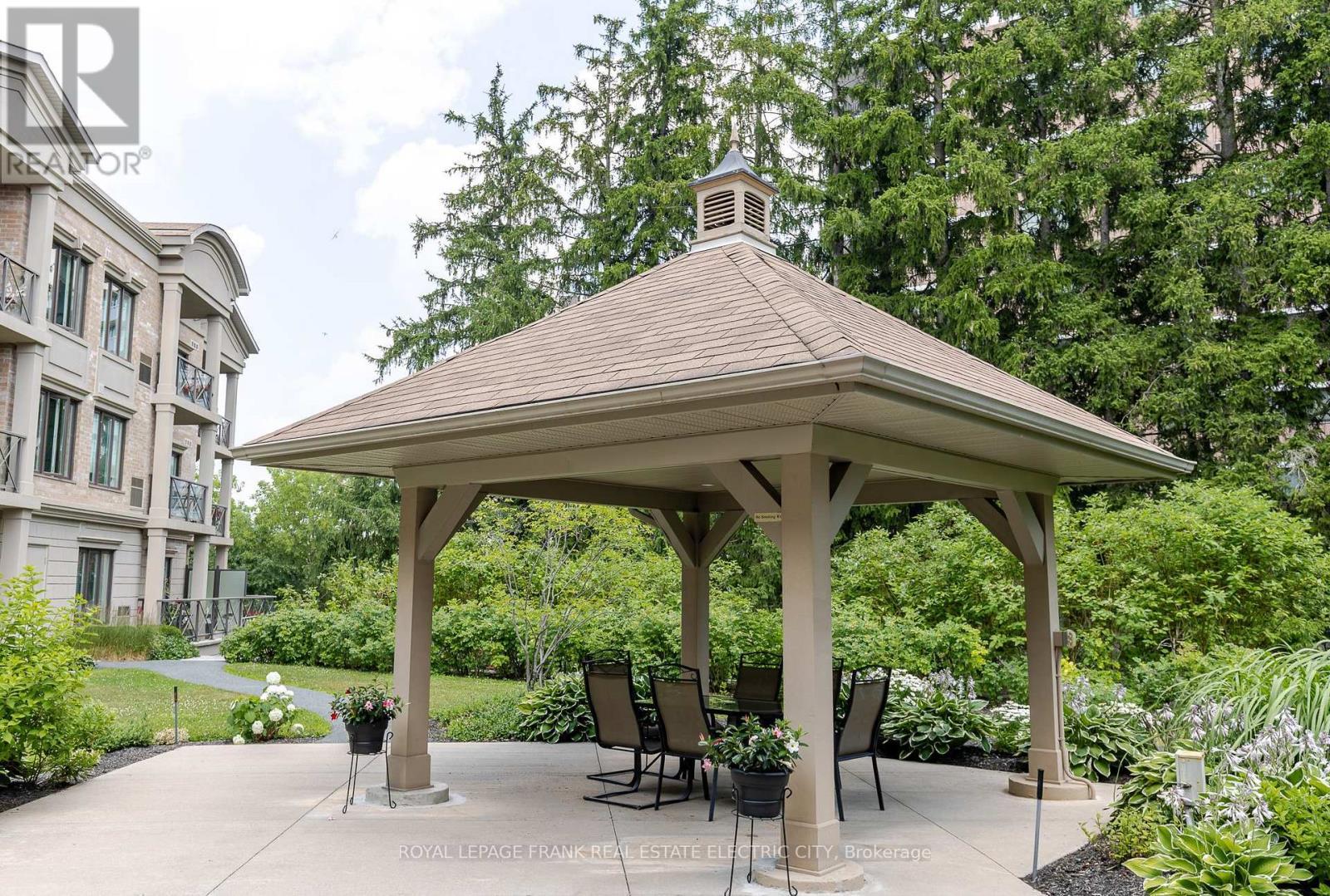 105 - 869 Clonsilla Avenue, Peterborough (Otonabee Ward 1), ON - Outdoor With Deck Patio Veranda