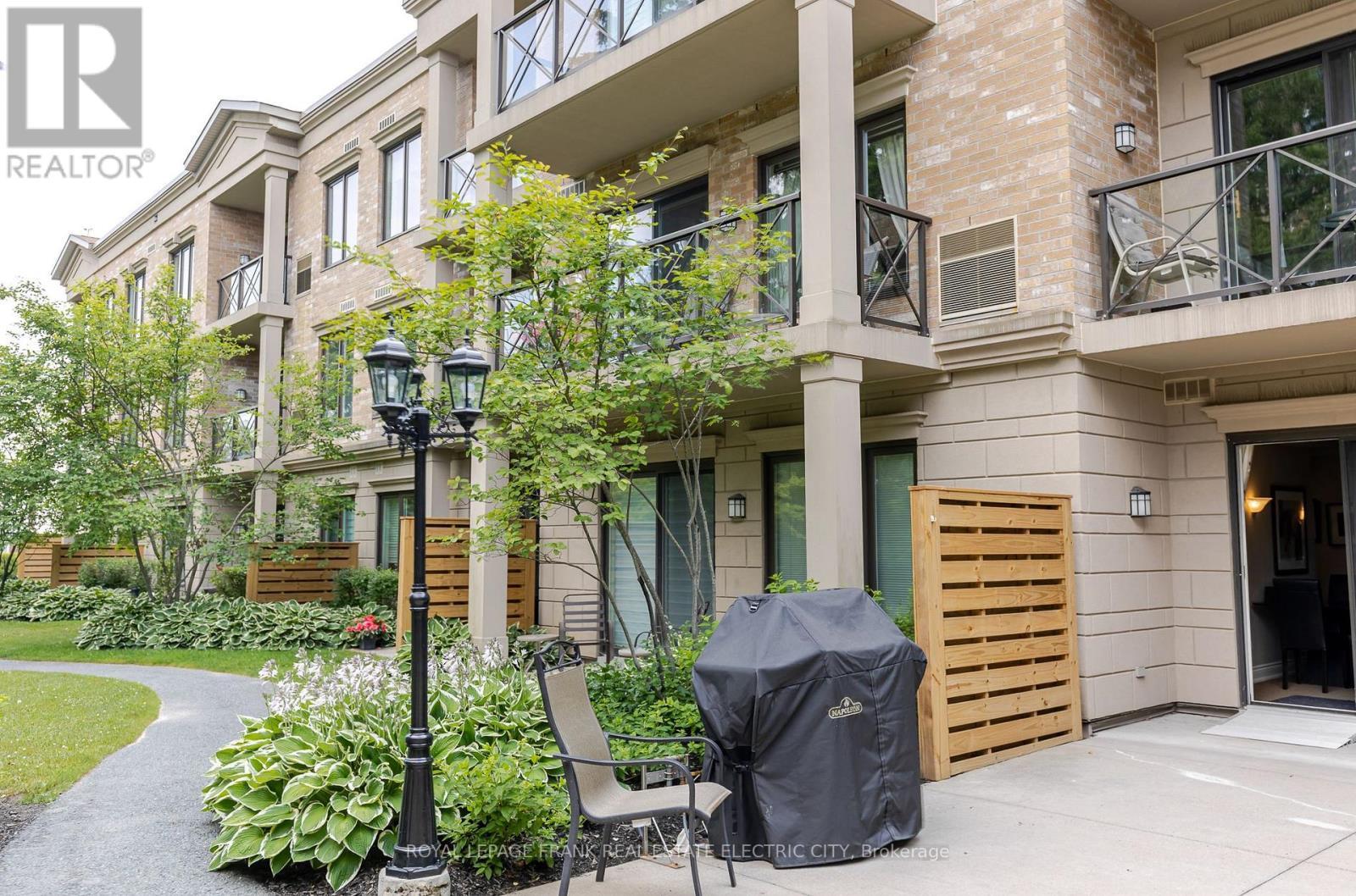 105 - 869 Clonsilla Avenue, Peterborough (Otonabee Ward 1), ON - Outdoor