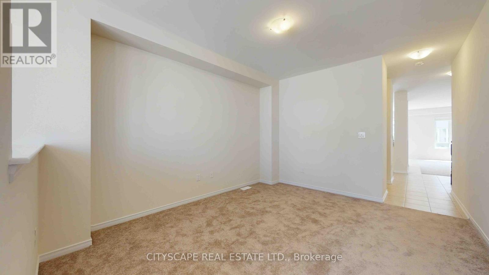 17 Beatty Avenue, Thorold, ON - Indoor Photo Showing Other Room