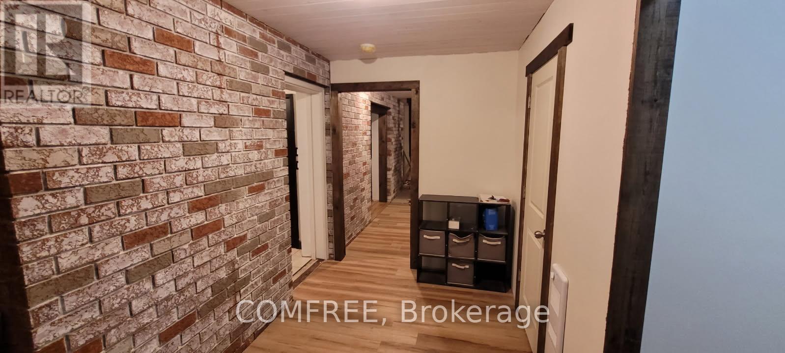 39 Raymond Road, Bracebridge (Muskoka (N)), ON - Indoor