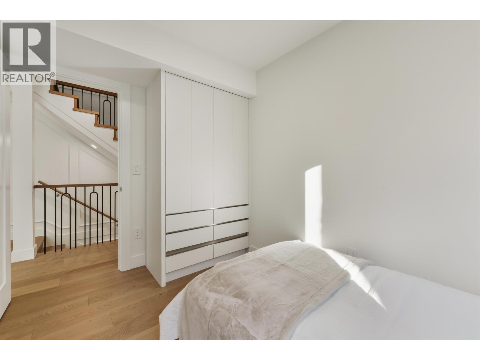 1759 W 16Th Avenue, Vancouver, BC - Indoor Photo Showing Bedroom