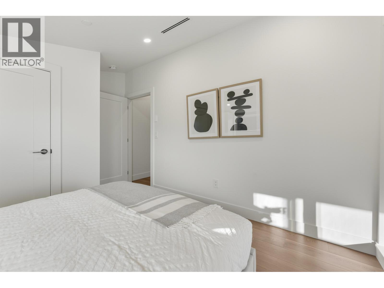 1759 W 16Th Avenue, Vancouver, BC - Indoor Photo Showing Bedroom